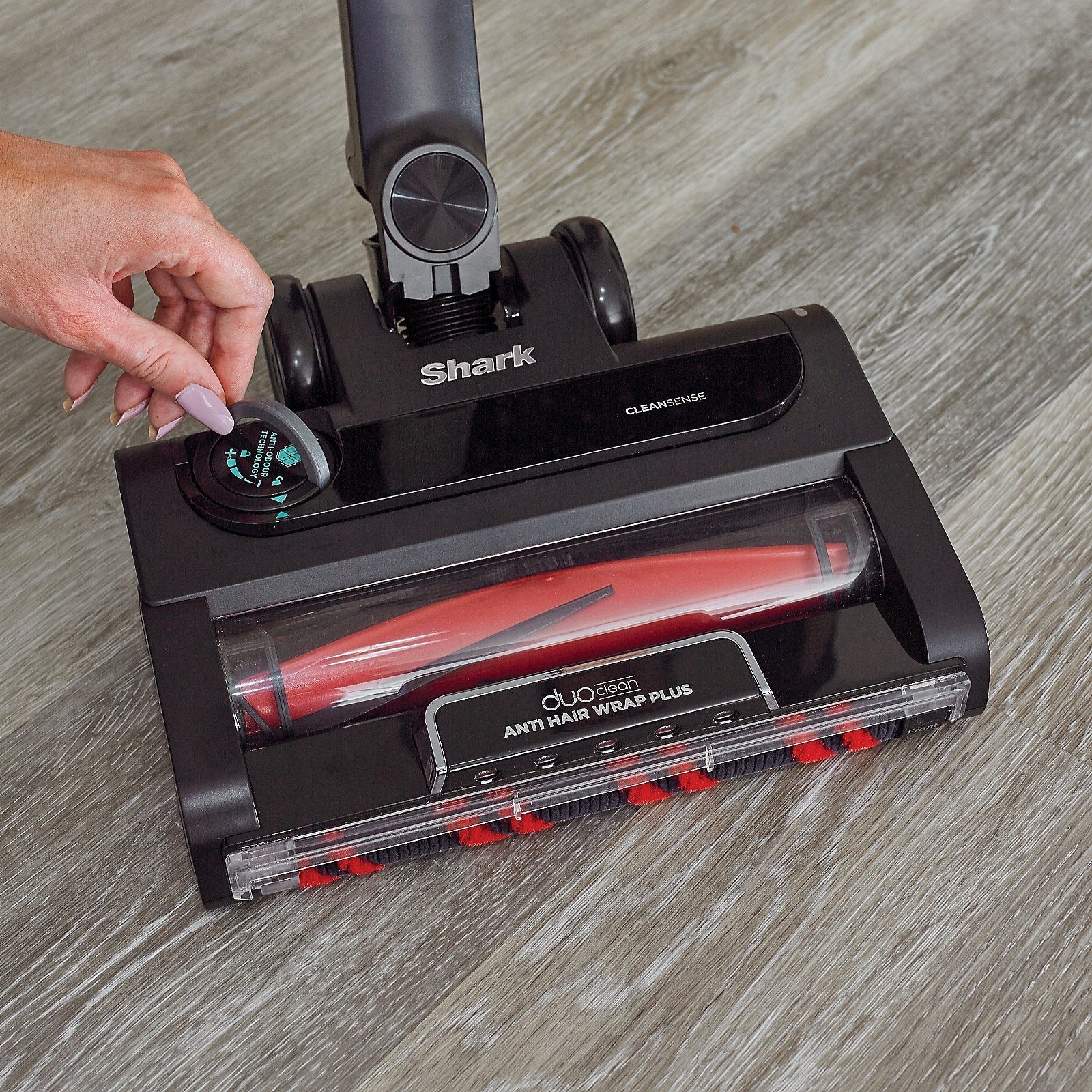 Shark Stratos Cordless Vacuum w/ Anti Hair Wrap & Clean Sense IQ IZ400UKT